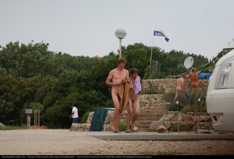 Nudism Family Indian Summer Painting photo gallery - Spectators are permitted to be naked