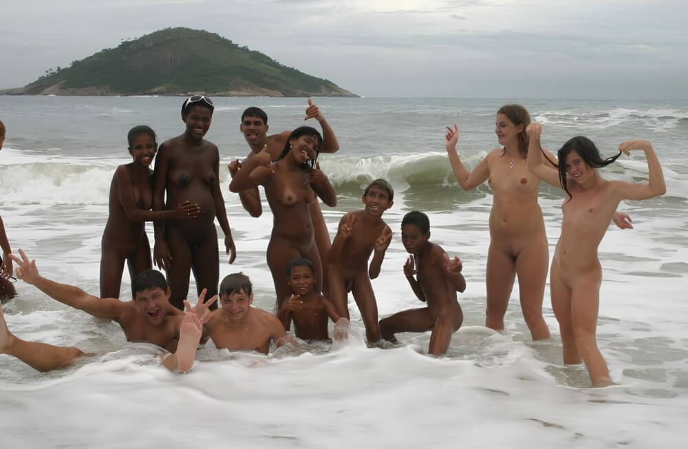 Photo nudism in Brazil - The nudist community strives for tolerance