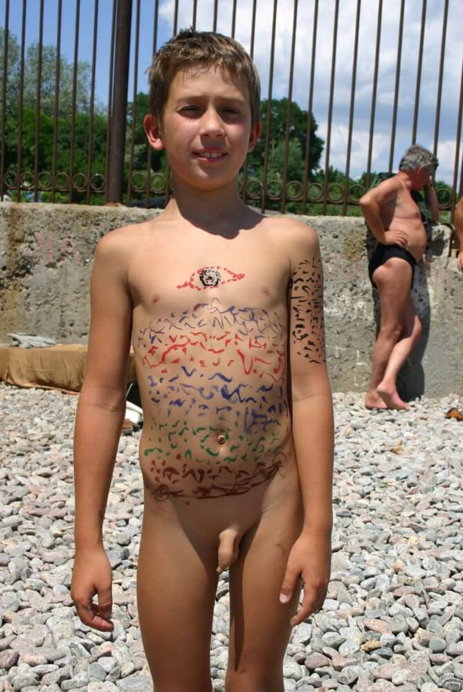 Father and Daughter Painted pics - Freedom as the core principle of naturism