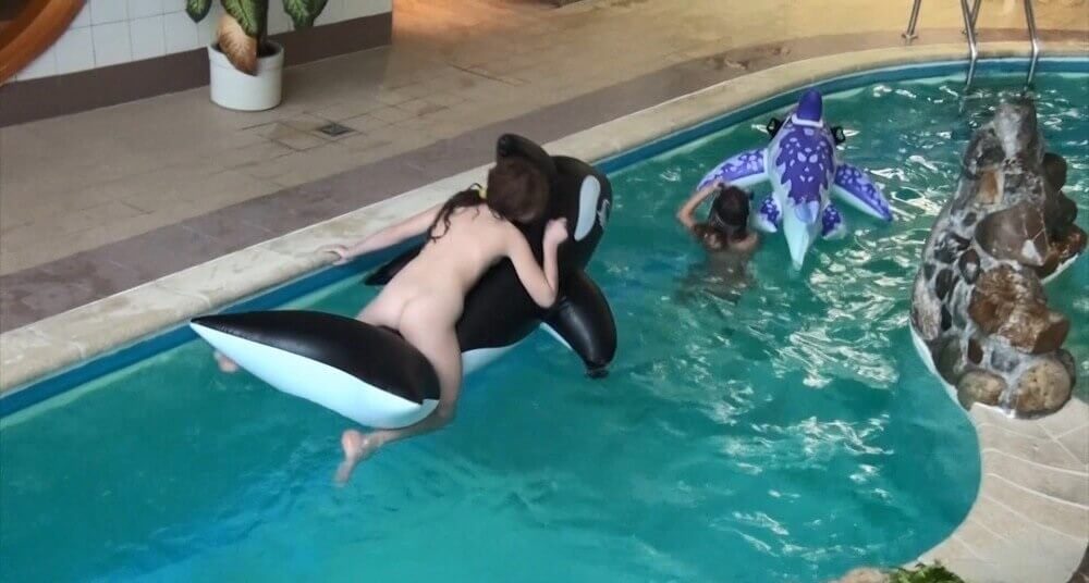 Naturism in the pool Full HD - It values inner balance and peace of mind