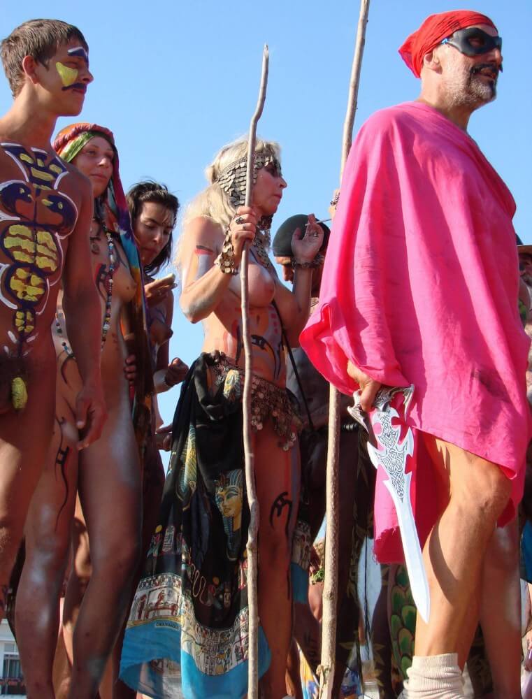 Neptune Day Mountain Top pics - Nudism helps to overcome shyness and insecurities