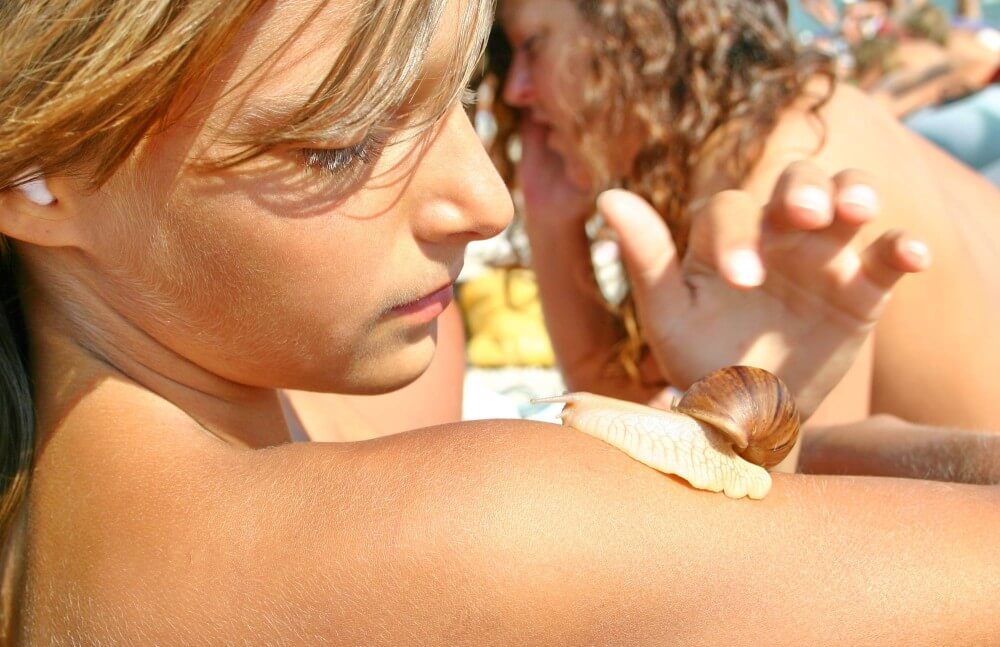 Ulitka Play On the Beach pics - A naturist strives for inner harmony and emotional balance