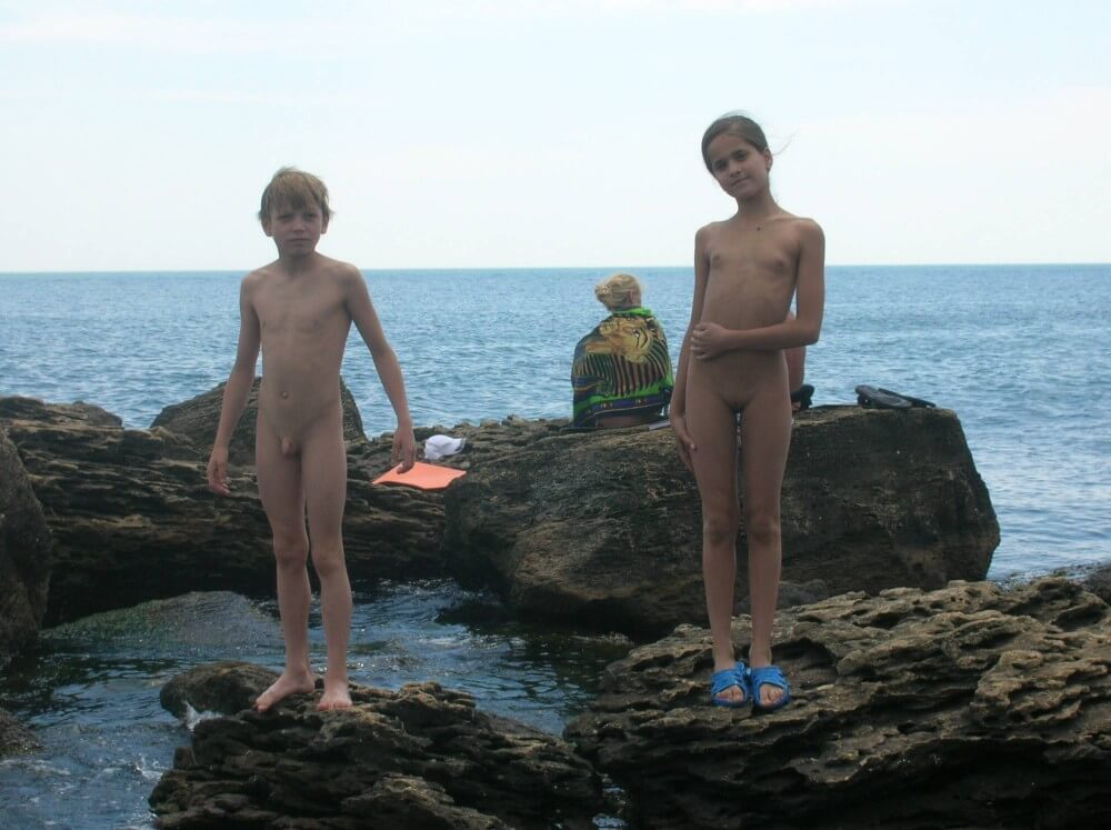 Beach Rocking Profile pics - Ideological naturists: exclusive materials