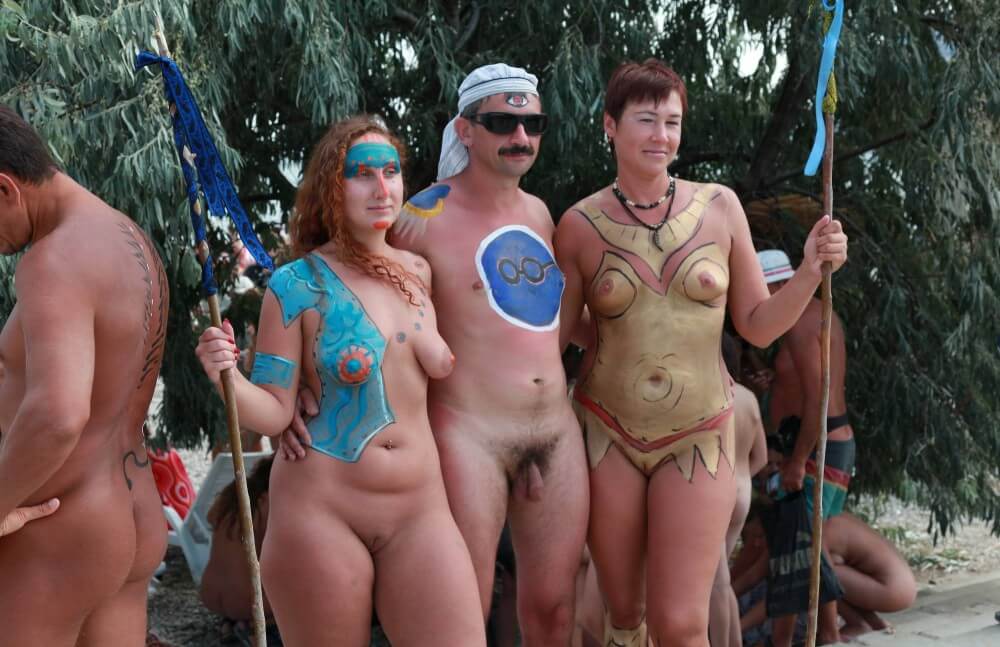 Neptune Step Relaxations pics - A nudist values sincerity, honesty, and openness in relationships