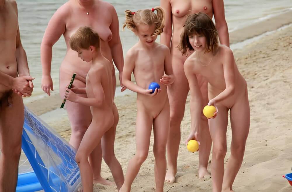 Lezero family games big gallery - Family naturism in the modern world