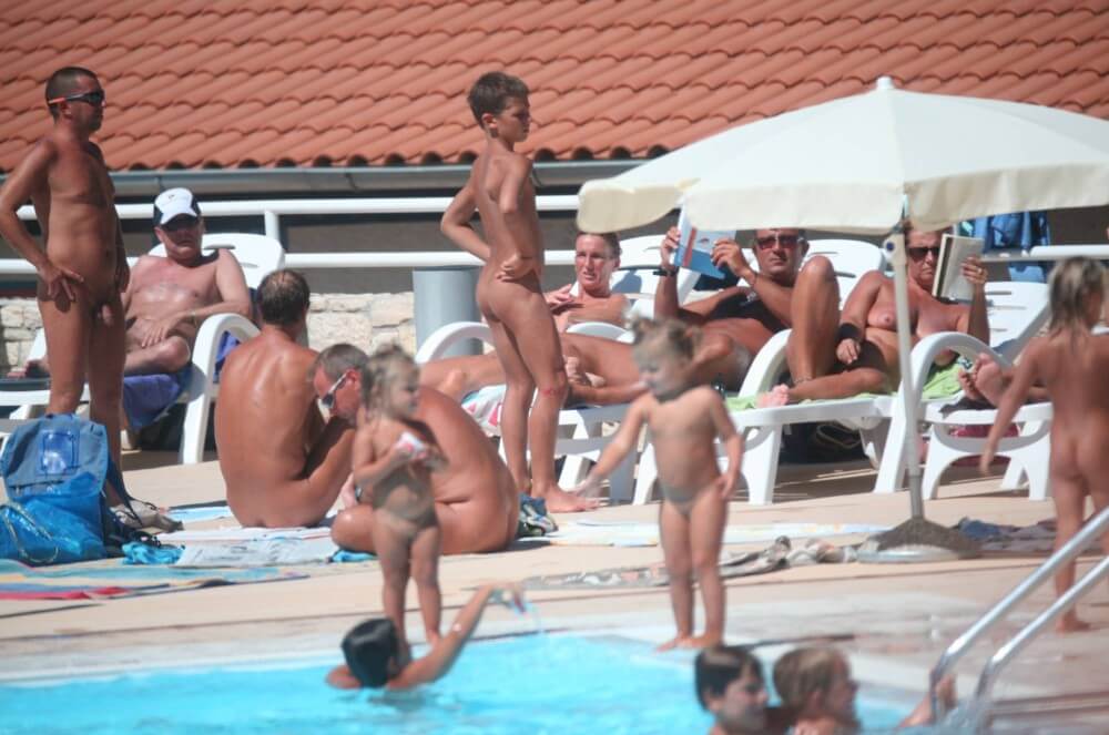 Pool Camping Sides gallery - It values honesty and sincerity in trusting the nudists around you