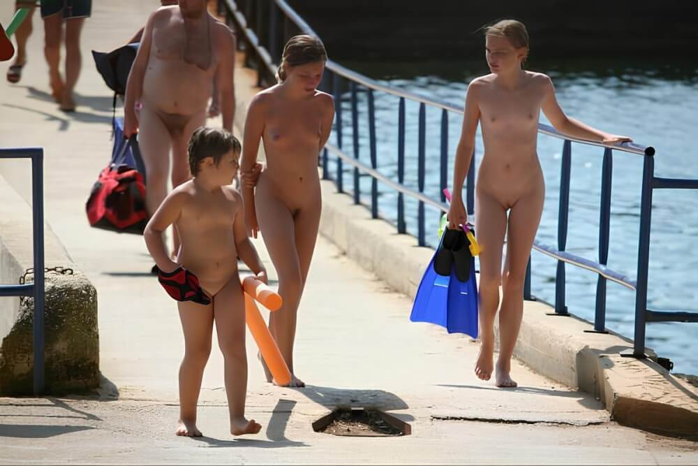 Naturism photo gallery # 11 - Overcoming Shame
