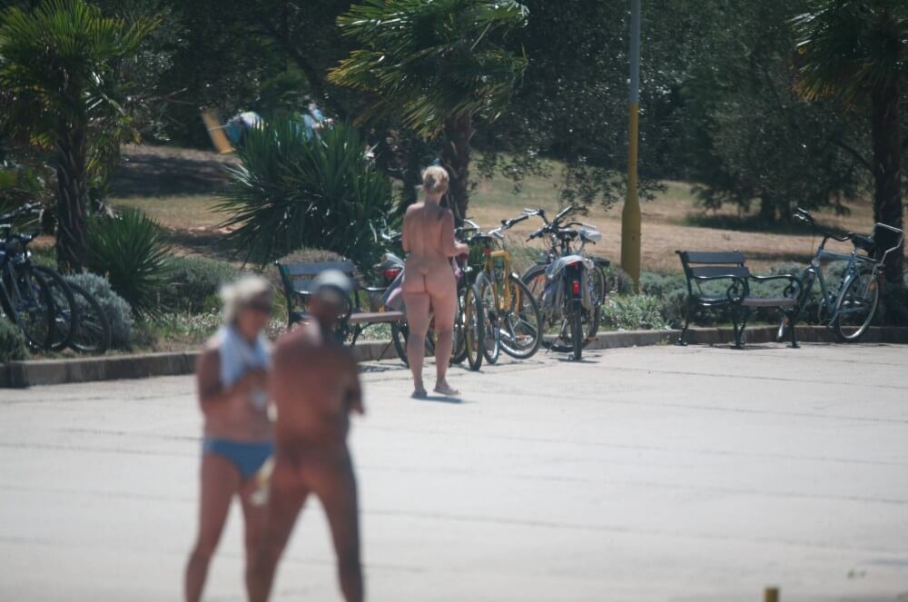 FKK Resort Assortment pics - Living in harmony and tranquility is the primary goal of naturists and nudists