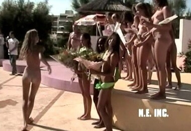 Jr. Miss Pageant 2001 FR - Leaving the house in a state of complete nudity