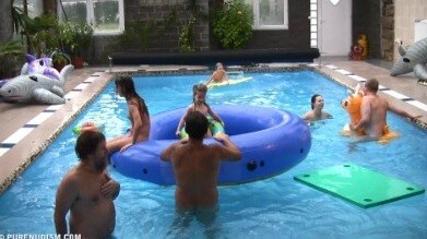 Piano pool and tennis Full HD - Nudism and natural harmony