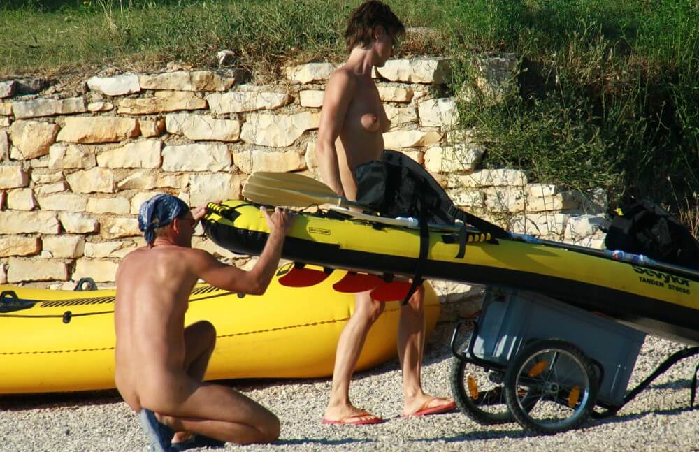Rafting Team Excursions pics - Naturism Is Not a Sect
