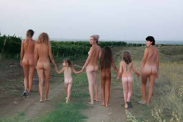 The Vineyard Tour photos - Those wishing to register as nudists