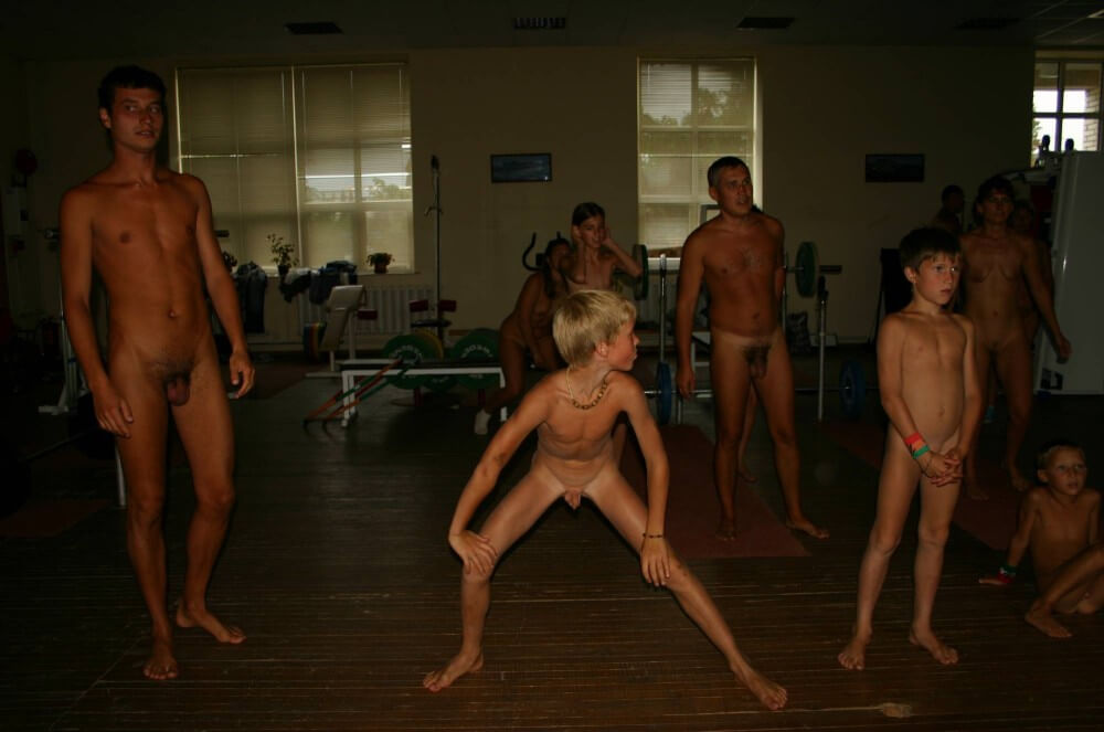 Family Gym Nudist Stretch pics - Being naked fosters trust
