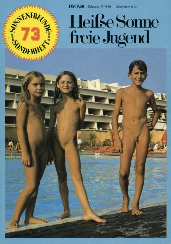 Sonnenfreunde Sonderheft 16 magazines - Nudity is seen as a natural part of life among nudists
