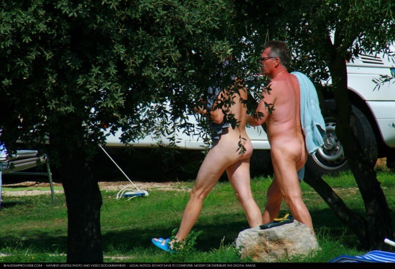 A Quick Swim In The Lake-Avilia Big gallery - Nudism helps overcome prejudices and fears
