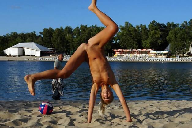 Enature presents - For those who want to officially become nudists
