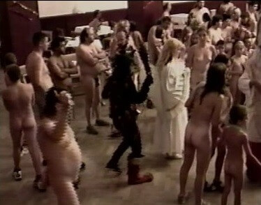 Enature - Christmas Kinder Spiele - Spontaneous Nudism Thrives