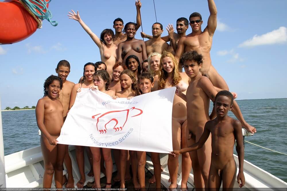 Naturism photo gallery # 59 - Naturists are open to new ideas and experiences