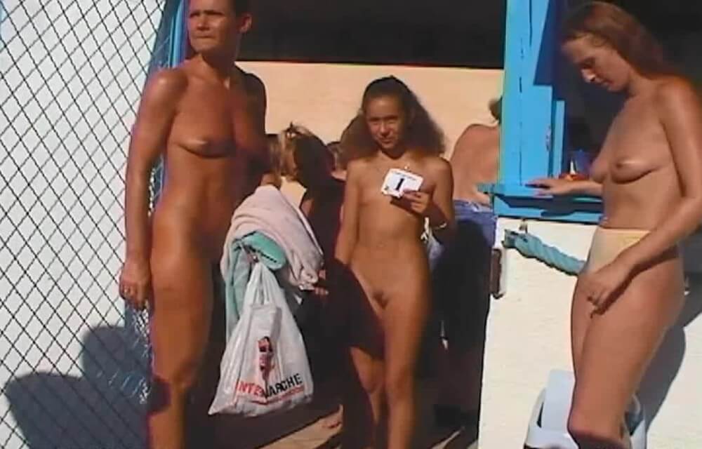Miss Teen JR. Pageants # 2 video Sunat Natplus HD - The equality of body and spirit is an important idea in the practice of nudism and naturism
