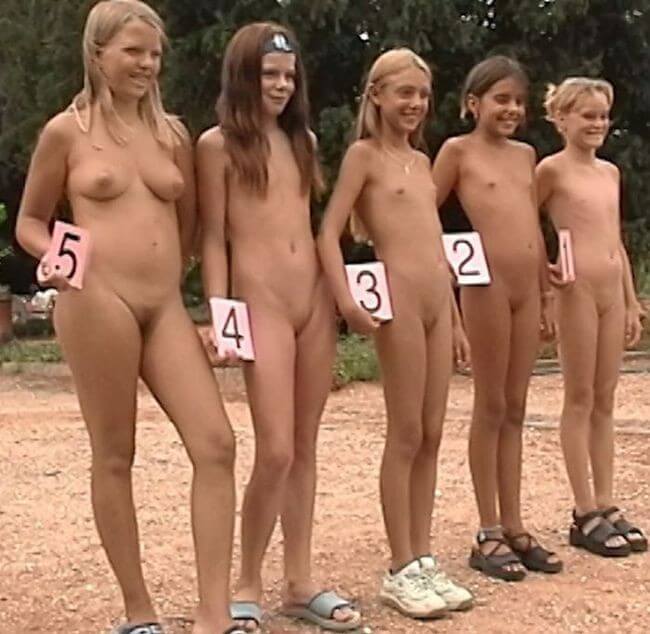 The White Castle Pageant Full HD video - The naked body is an expression of beauty