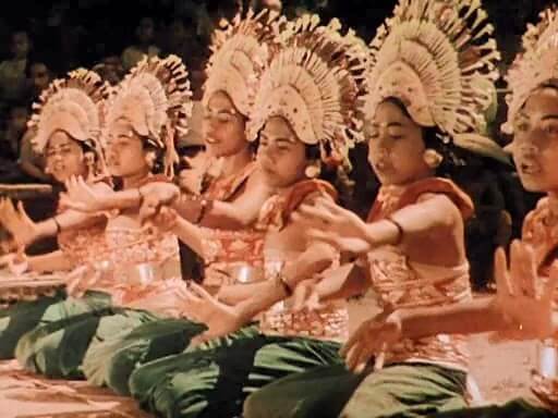 Legong Dance of the Virgins 1935 - Nudism and natural harmony
