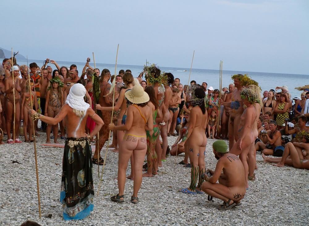 Naturist Party Mega Bash pics - Many naturists are members of Green parties or various environmental movements