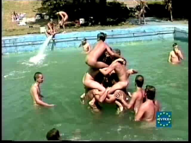 Helios Natura: Athletes of the Sun Eurovid - Melting under the scorching sun, I sunbathe naked